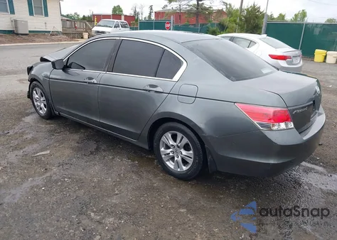 2010 Honda Accord 2.4 Lx-P z USA, uszkodzony, nr VIN 1HGCP2F4XAA042882